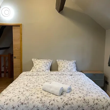 Maison Et Dépendance De Gamme Proche De Deauville-trouville Hébergement de vacances *