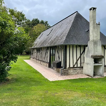 Hébergement de vacances Maison Et Dépendance De Gamme Proche De Deauville-trouville
